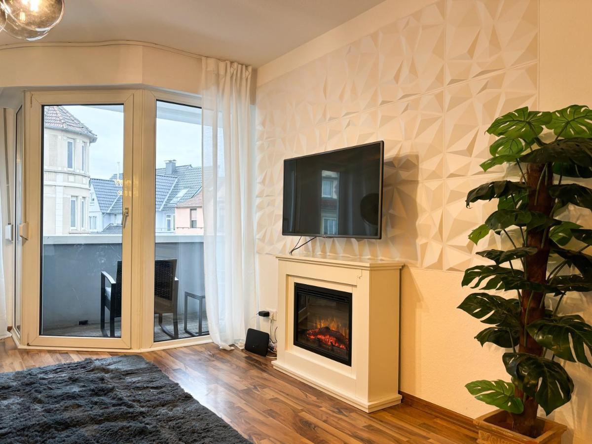 Luxurious In City-center With Balcony, Free Parking * Bielefeld