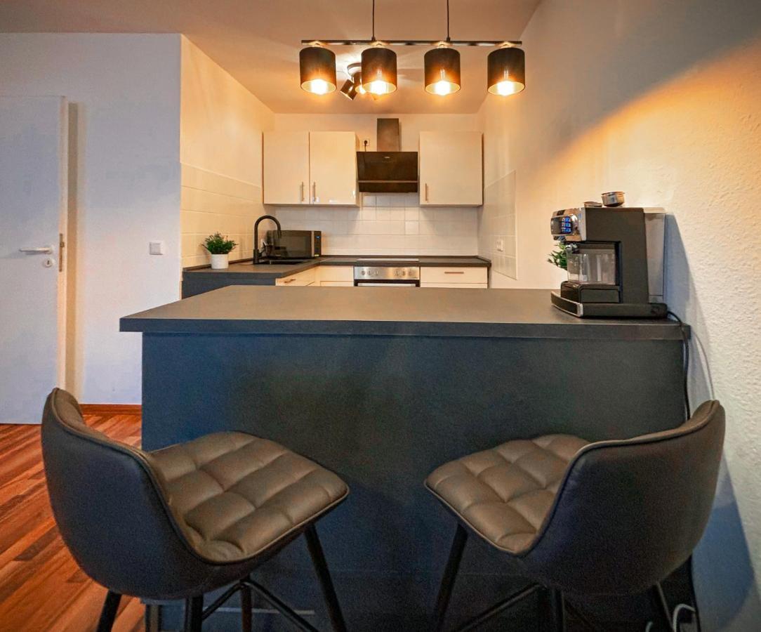 Luxurious In City-center With Balcony, Free Parking Apartment Bielefeld
